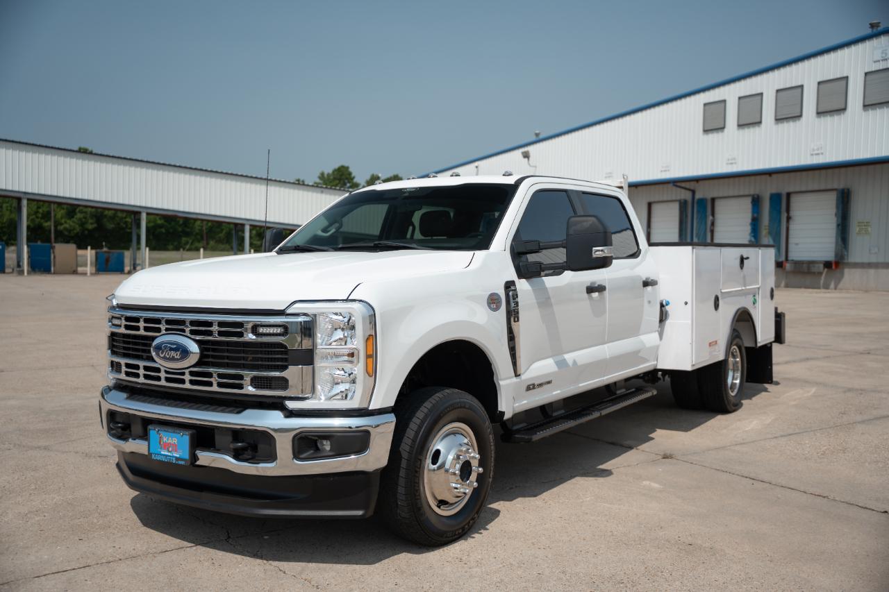 Ford F-350 SD XL Crew Cab LWB 4WD 2024