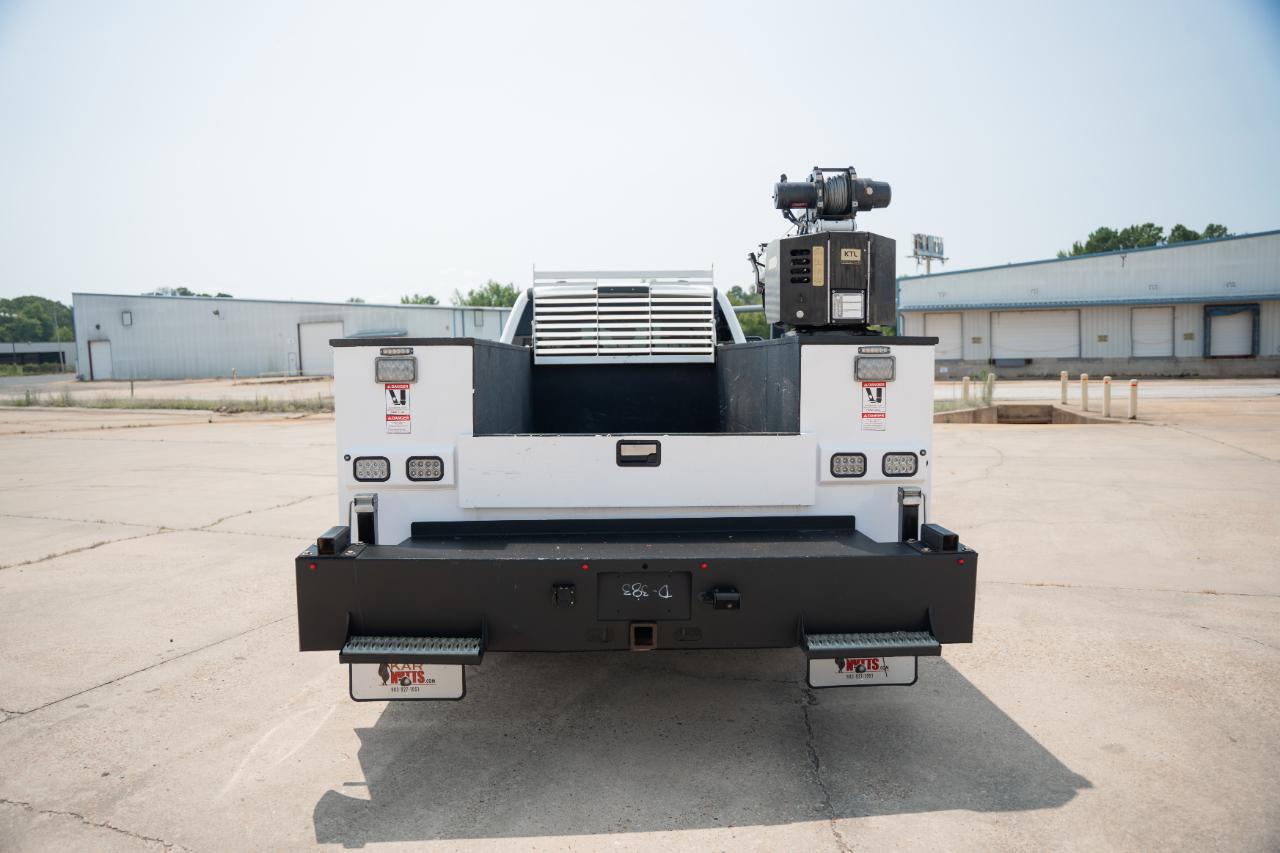 Ford F-350 SD XL Crew Cab LWB 4WD 2024
