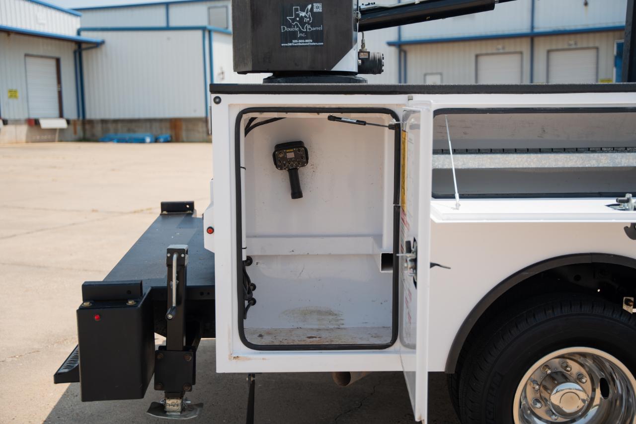 Ford F-350 SD XL Crew Cab LWB 4WD 2024