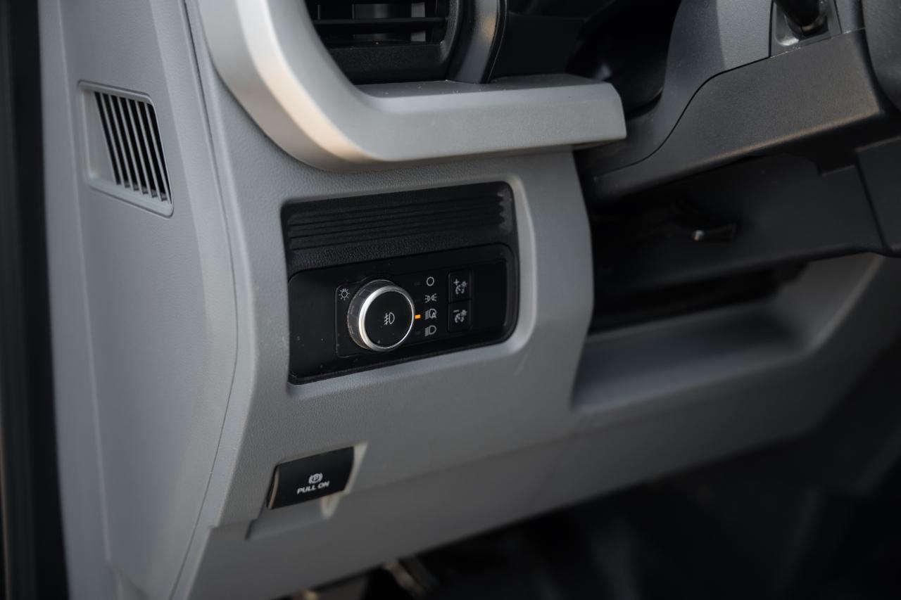 Ford F-350 SD XL Crew Cab LWB 4WD 2024