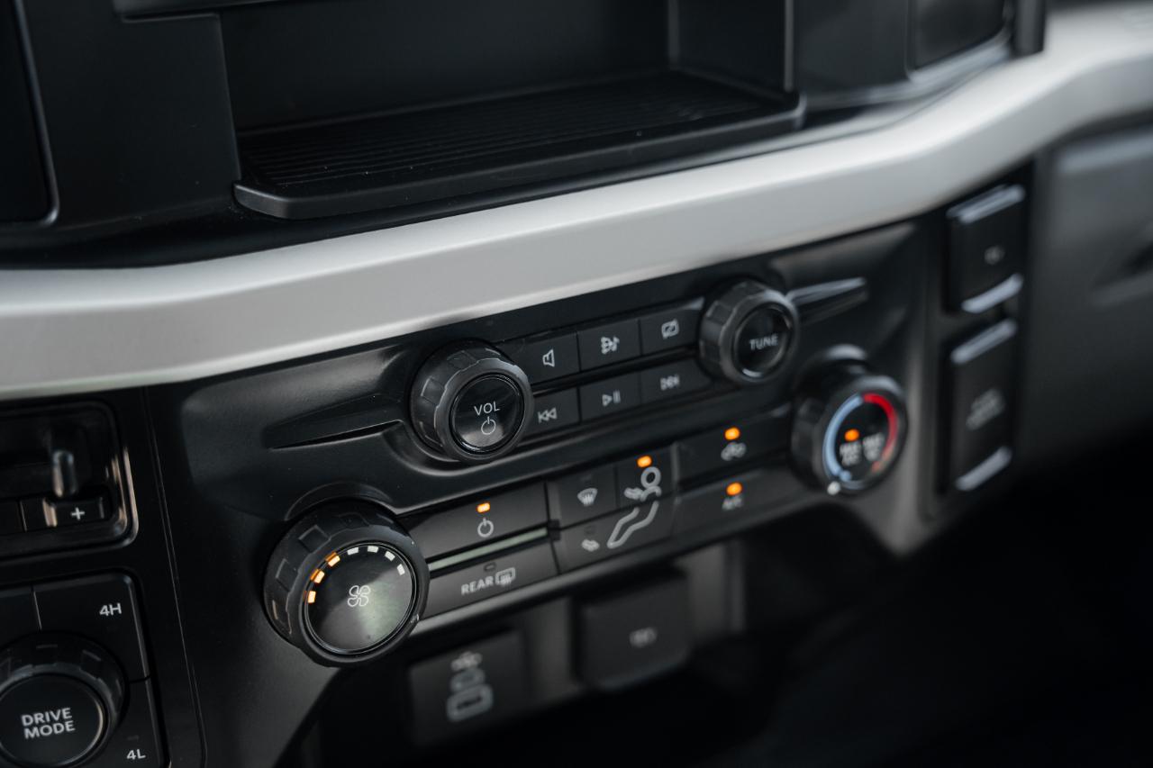 Ford F-350 SD XL Crew Cab LWB 4WD 2024