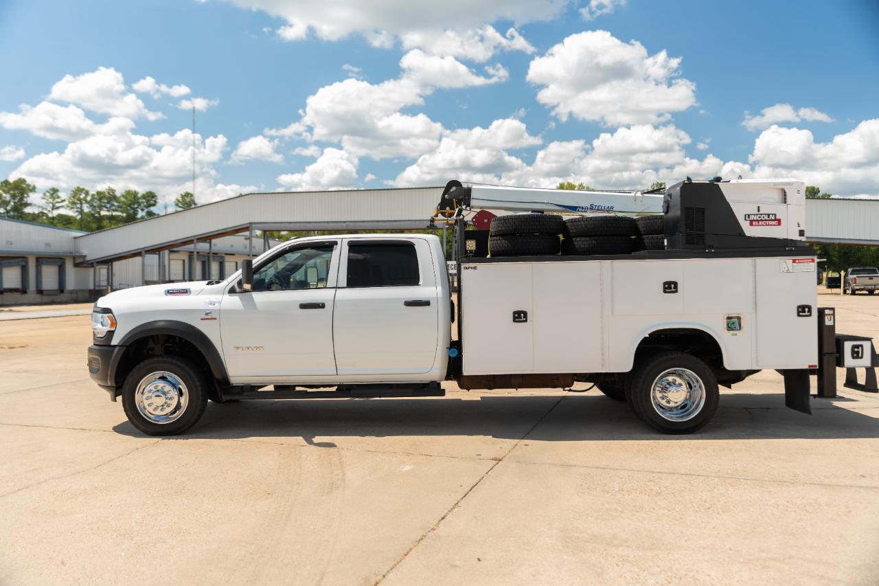 RAM 5500 Crew Cab LWB 4WD DRW 2022