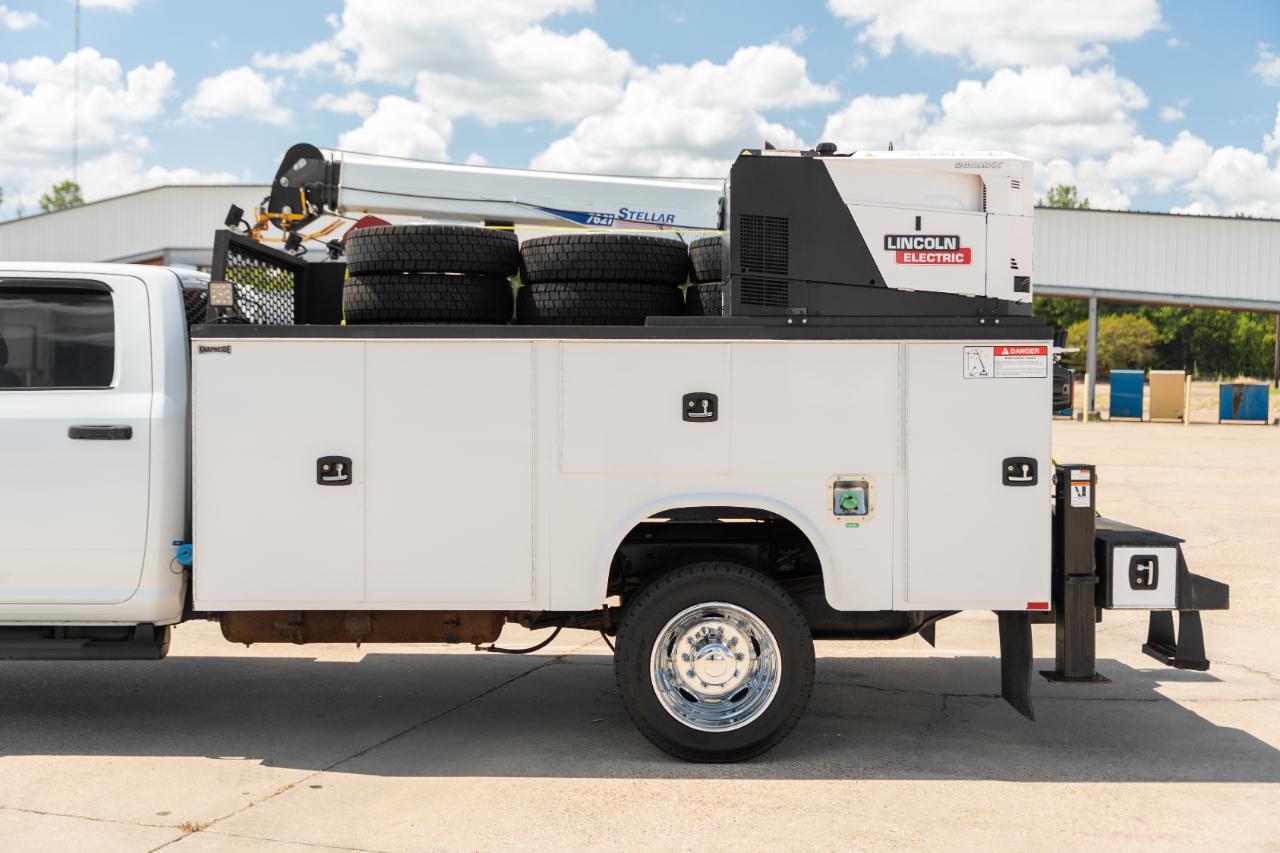 RAM 5500 Crew Cab LWB 4WD DRW 2022