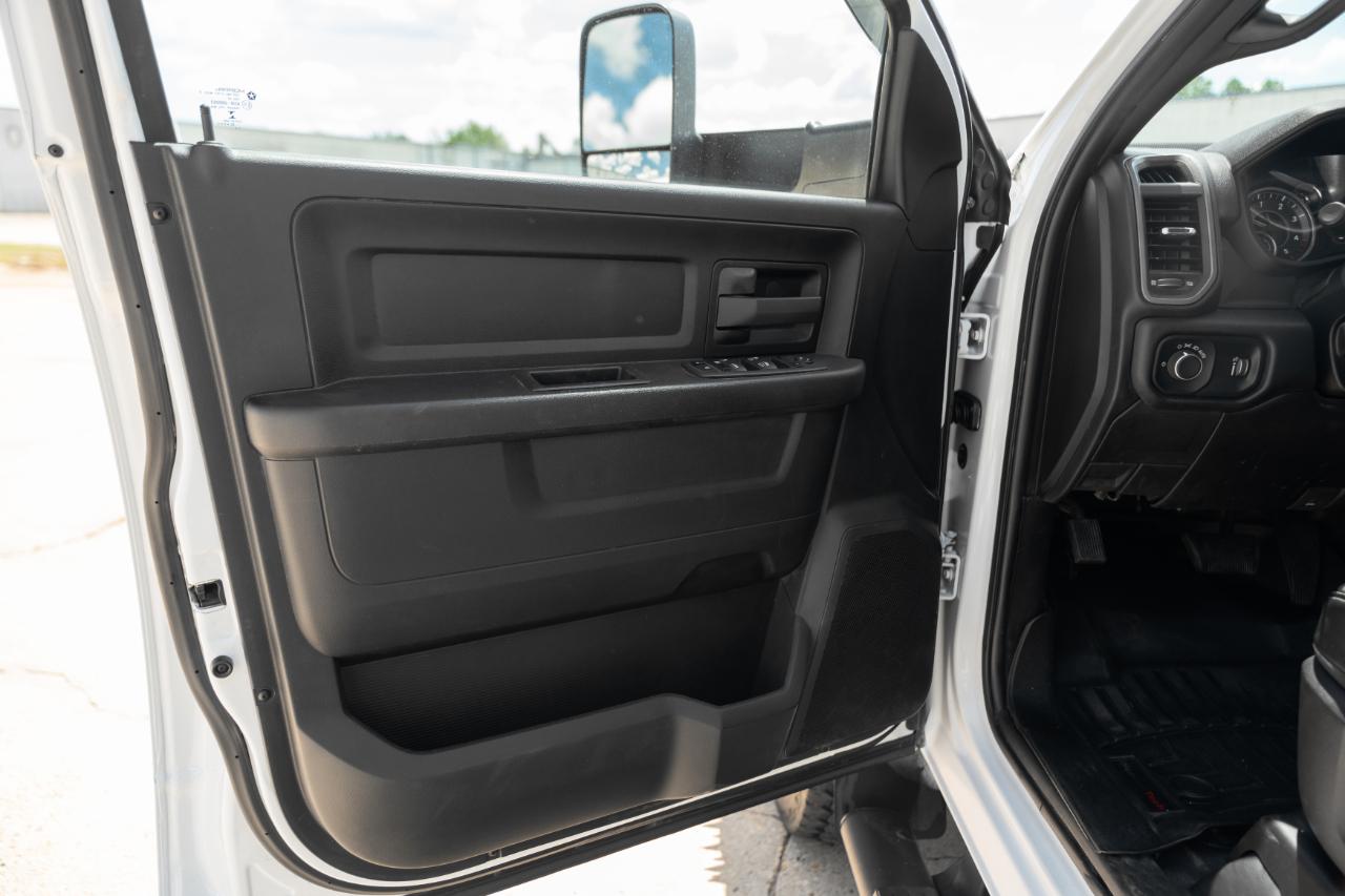 RAM 5500 Crew Cab LWB 4WD DRW 2022