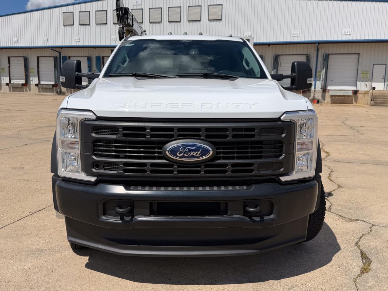 Ford F-550 Crew Cab DRW 4WD 2024