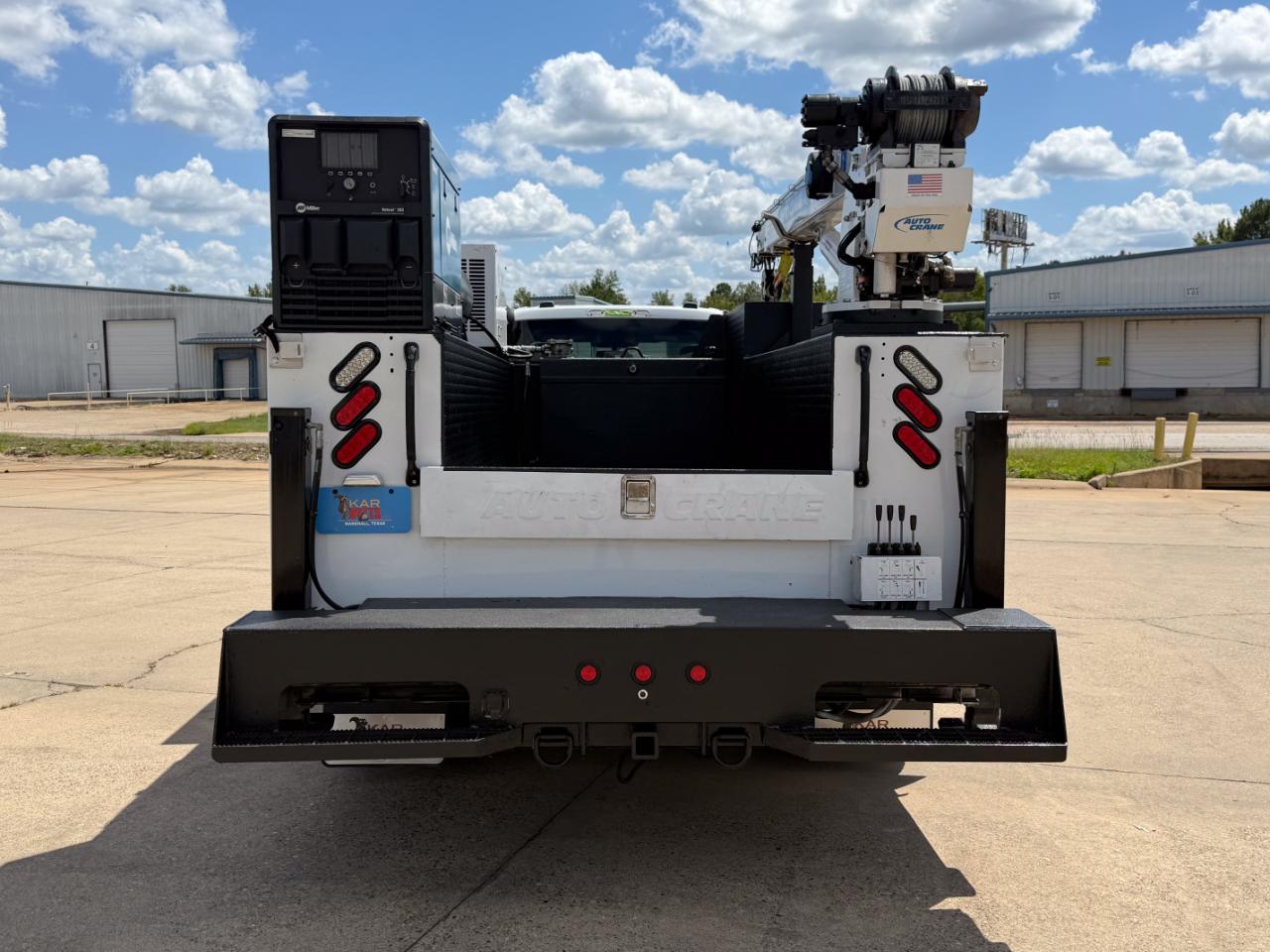 Ford F-550 Crew Cab DRW 4WD 2024