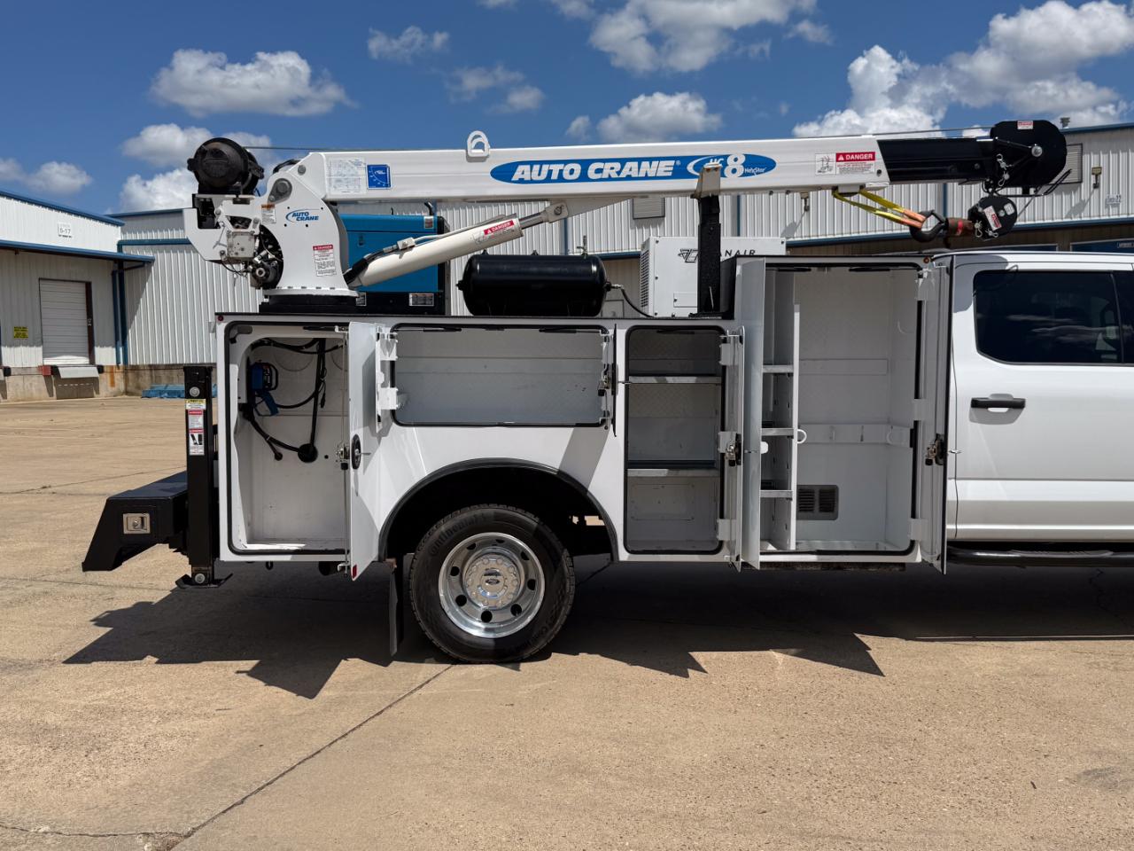 Ford F-550 Crew Cab DRW 4WD 2024