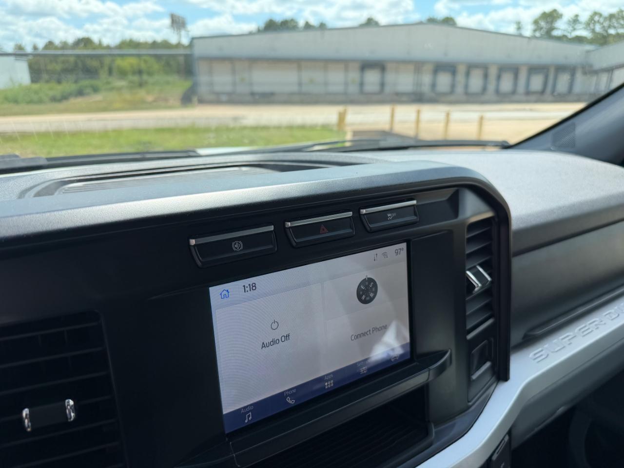 Ford F-550 Crew Cab DRW 4WD 2024