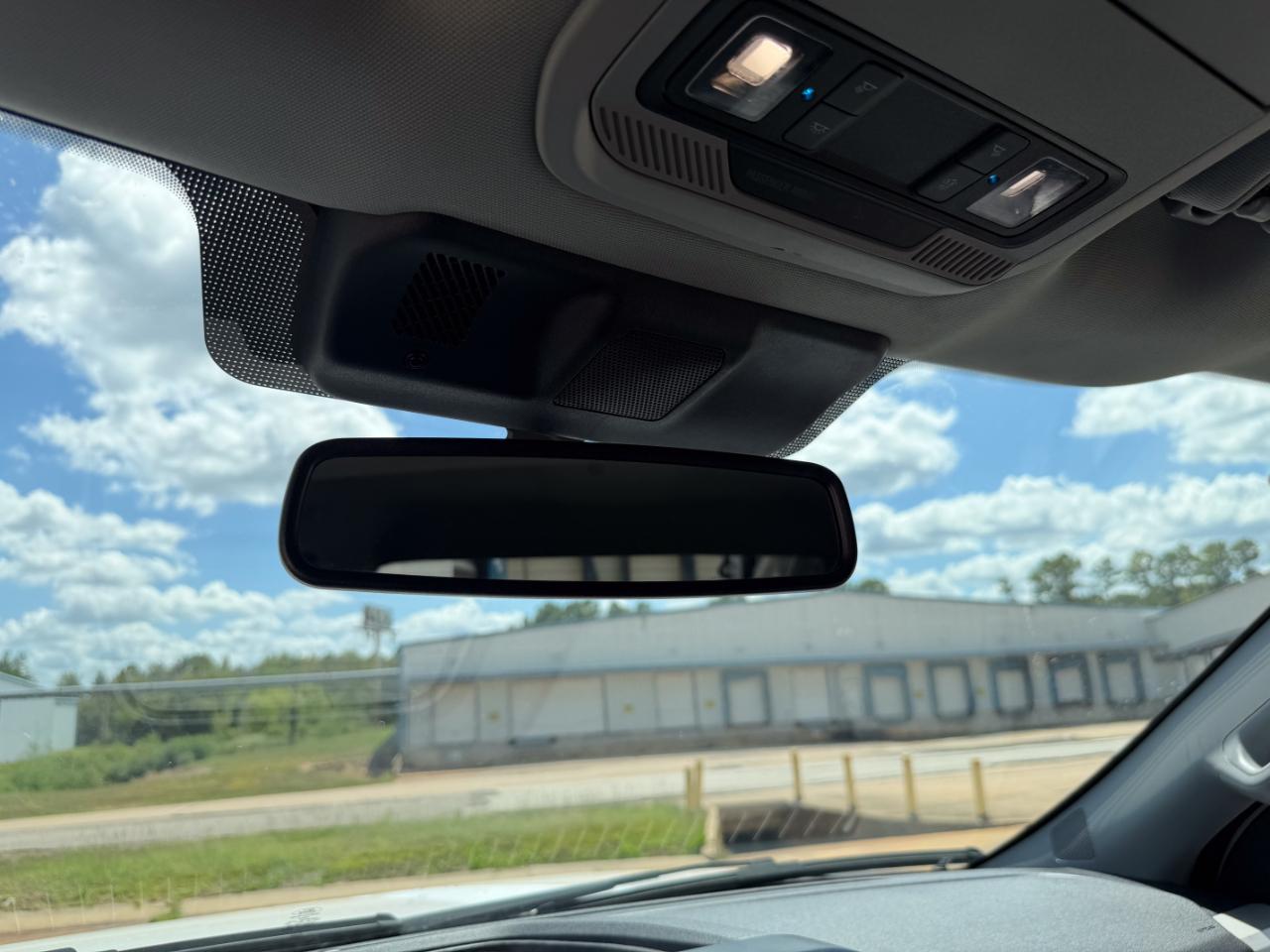 Ford F-550 Crew Cab DRW 4WD 2024