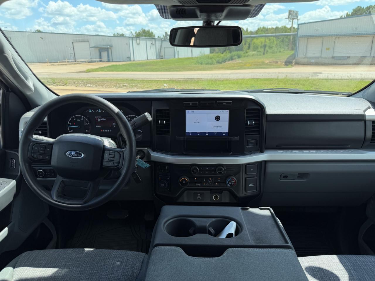 Ford F-550 Crew Cab DRW 4WD 2024