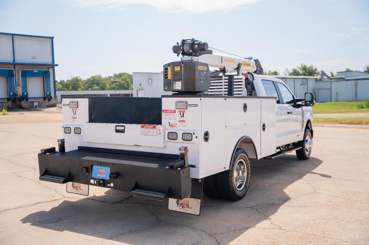 Ford F-350 SD XL Crew Cab Long Bed DRW 4WD 2024