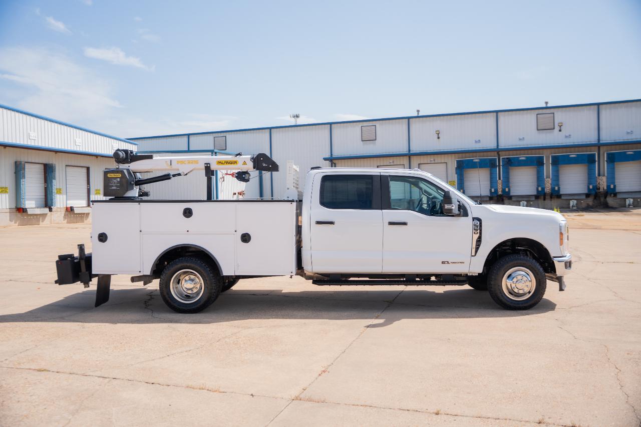 Ford F-350 SD XL Crew Cab Long Bed DRW 4WD 2024