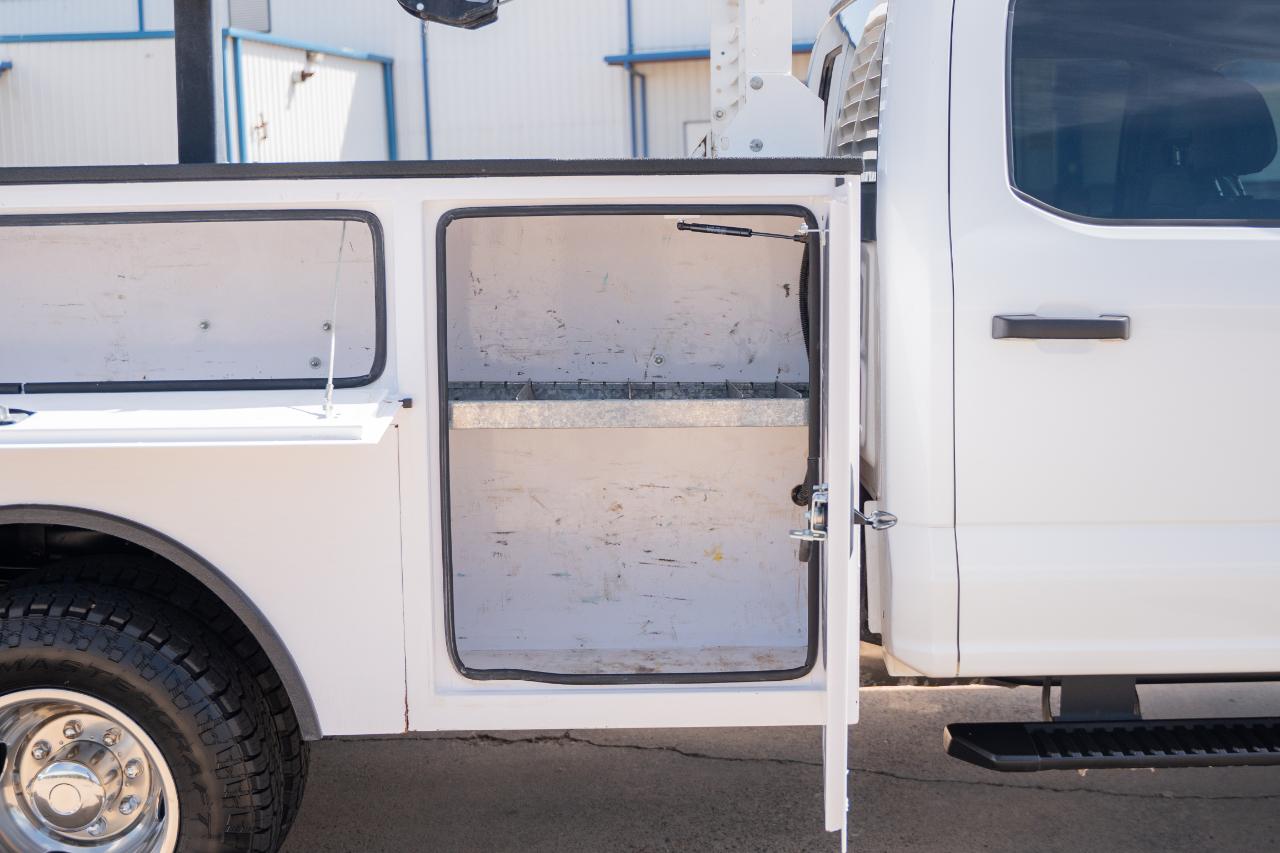 Ford F-350 SD XL Crew Cab Long Bed DRW 4WD 2024