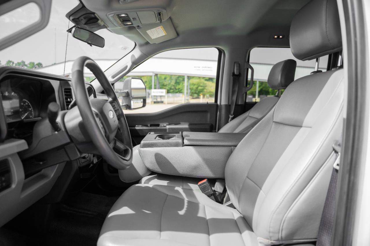 Ford F-350 SD XL Crew Cab Long Bed DRW 4WD 2024