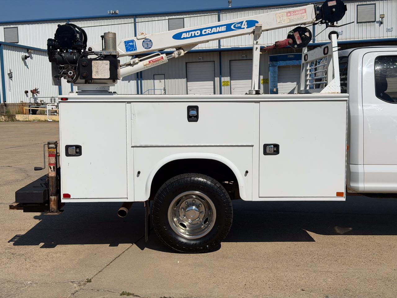 Ford F-350 SD XLT SuperCab Long Bed DRW 4WD 2019