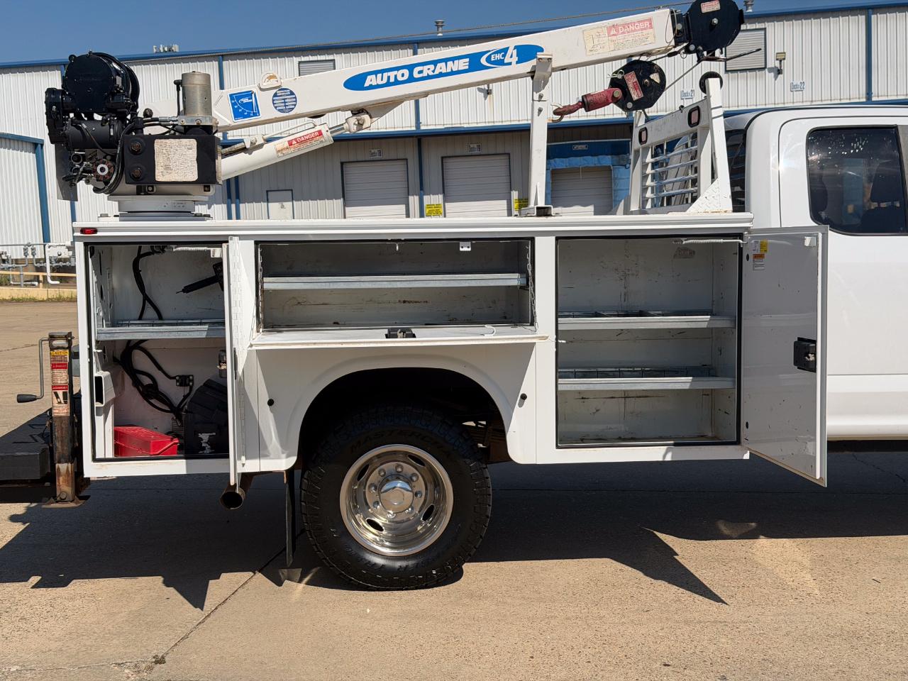 Ford F-350 SD XLT SuperCab Long Bed DRW 4WD 2019