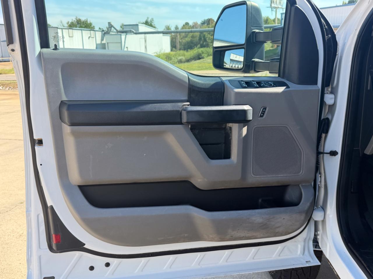 Ford F-350 SD XLT SuperCab Long Bed DRW 4WD 2019