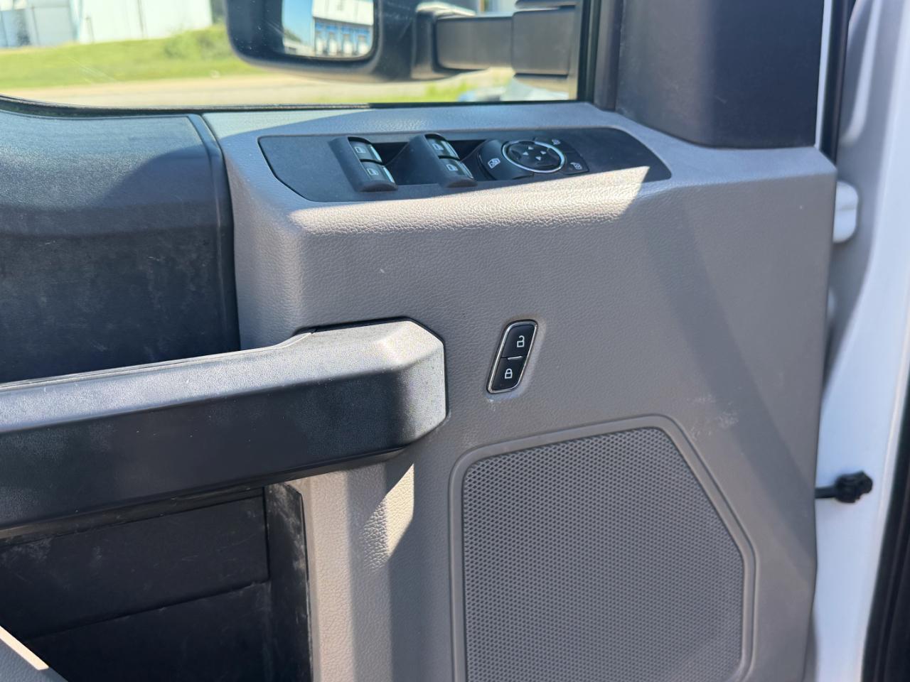 Ford F-350 SD XLT SuperCab Long Bed DRW 4WD 2019