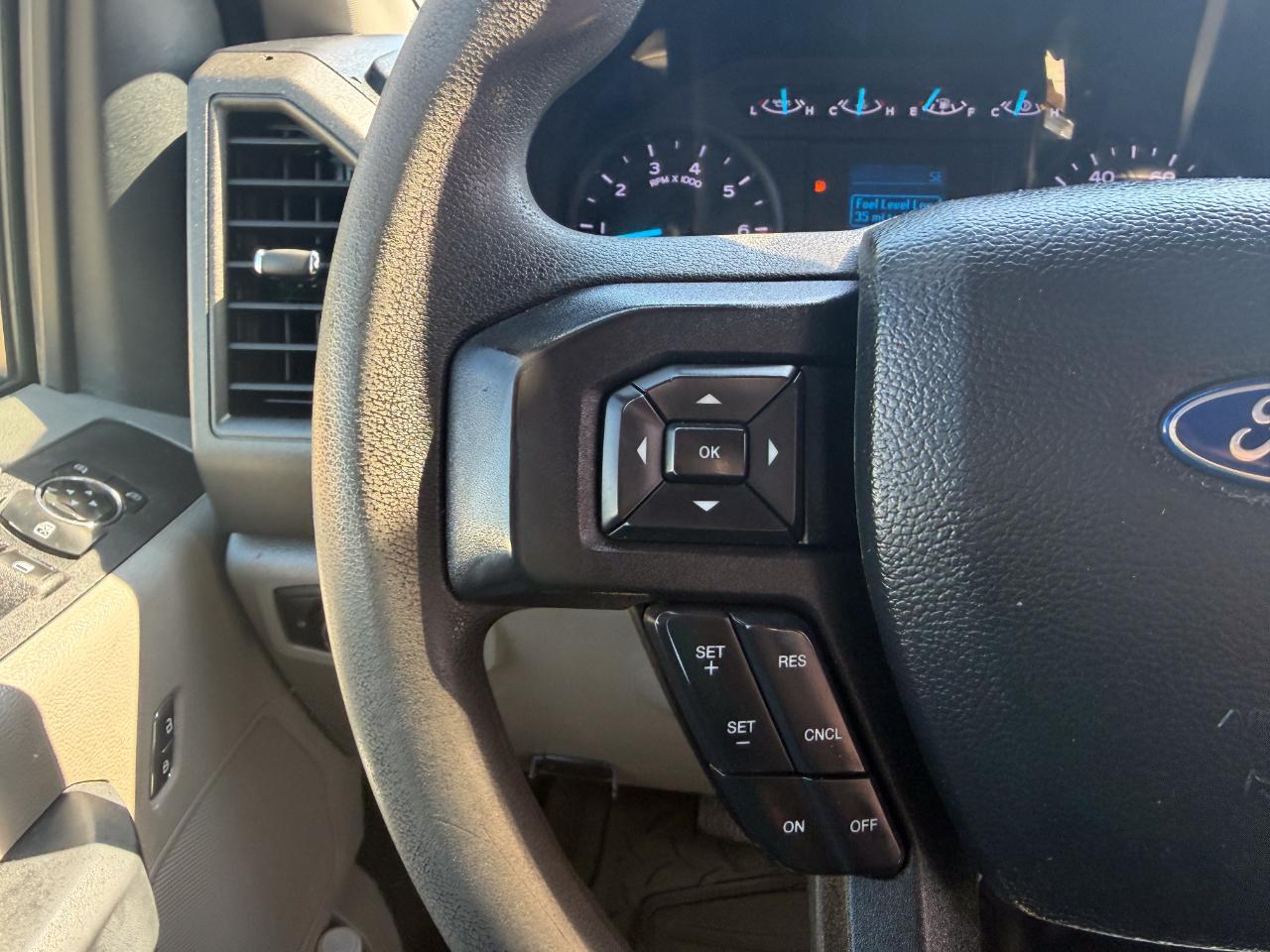 Ford F-350 SD XLT SuperCab Long Bed DRW 4WD 2019