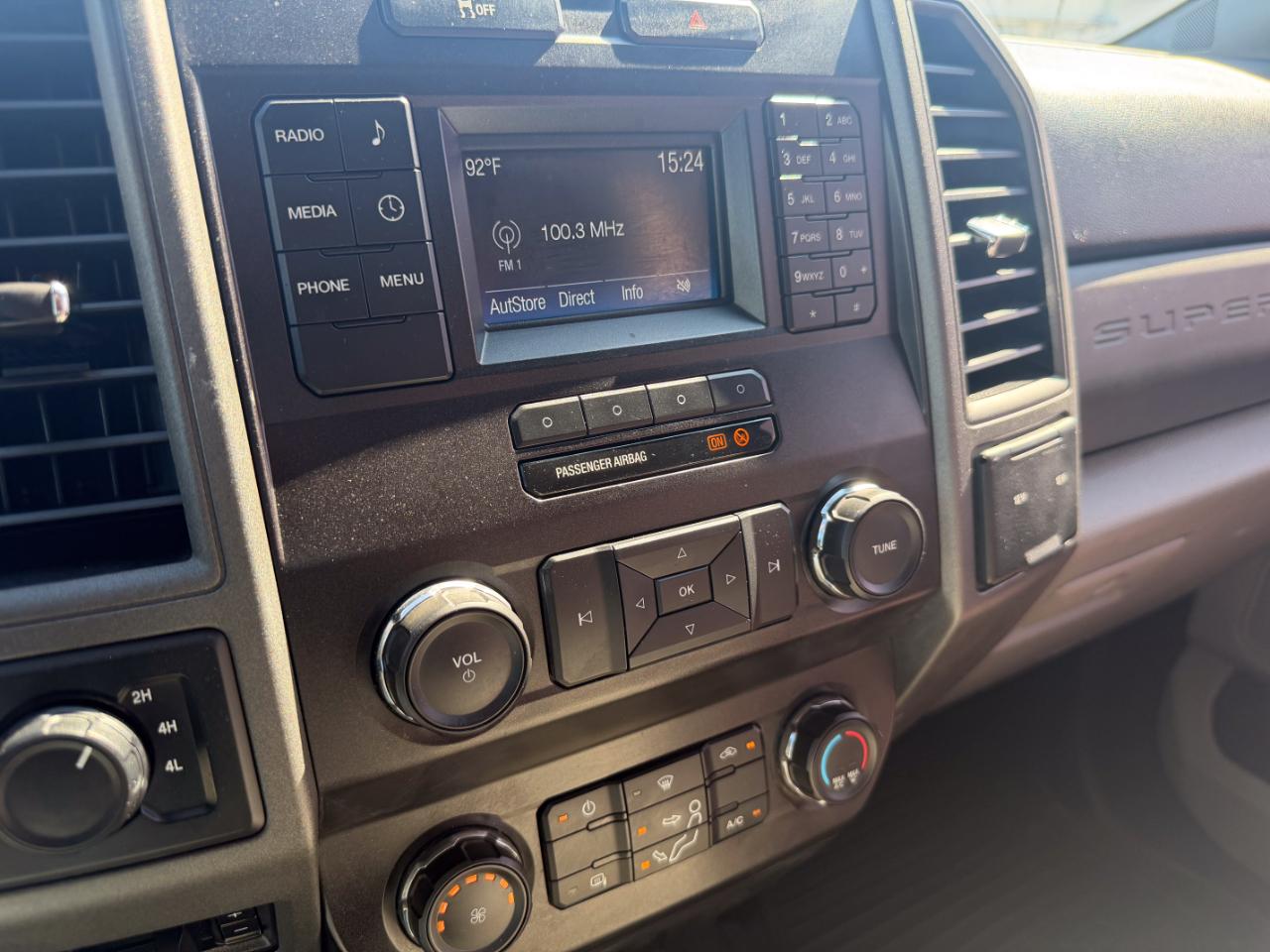 Ford F-350 SD XLT SuperCab Long Bed DRW 4WD 2019