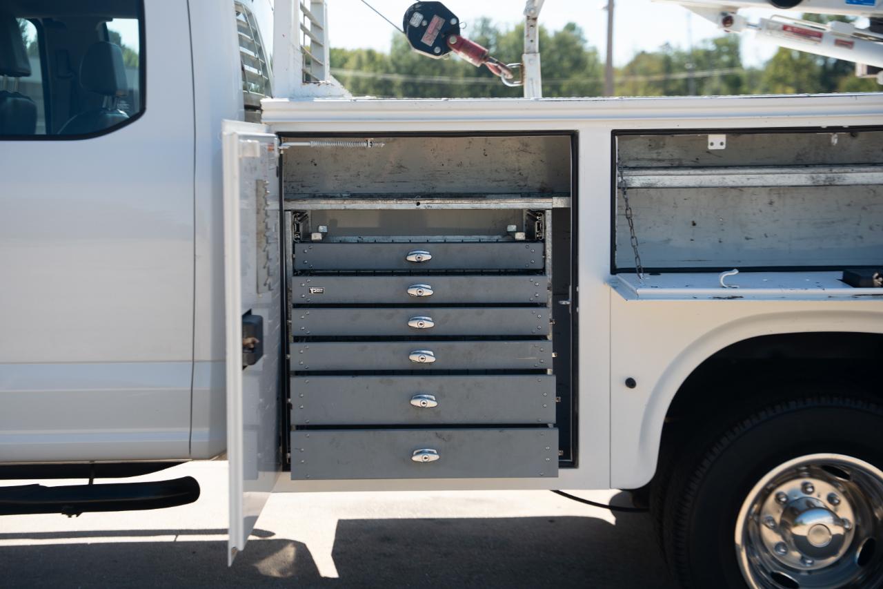 Ford F-350 SD XLT SuperCab Long Bed DRW 4WD 2019