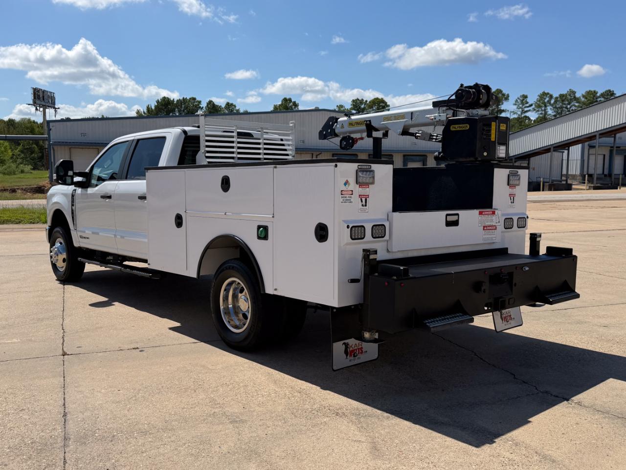 Ford F-350 SD XLT Crew Cab Long Bed DRW 4WD 2024
