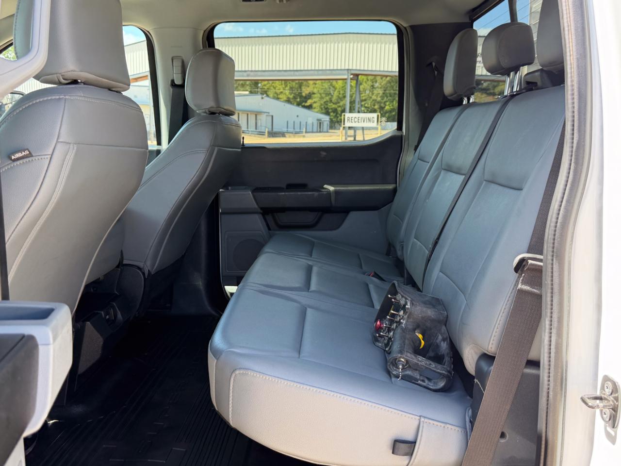 Ford F-350 SD XLT Crew Cab Long Bed DRW 4WD 2024