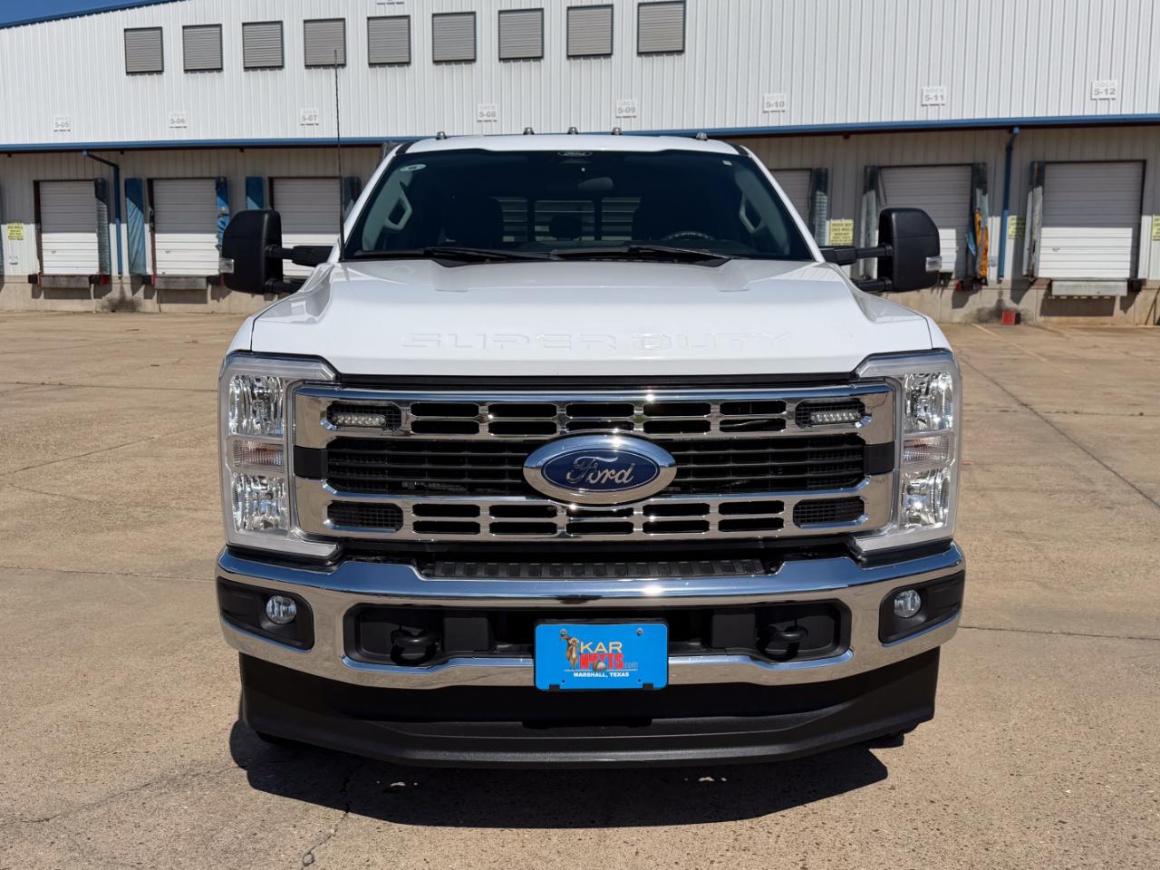 Ford F-350 SD XLT Crew Cab Long Bed DRW 4WD 2024