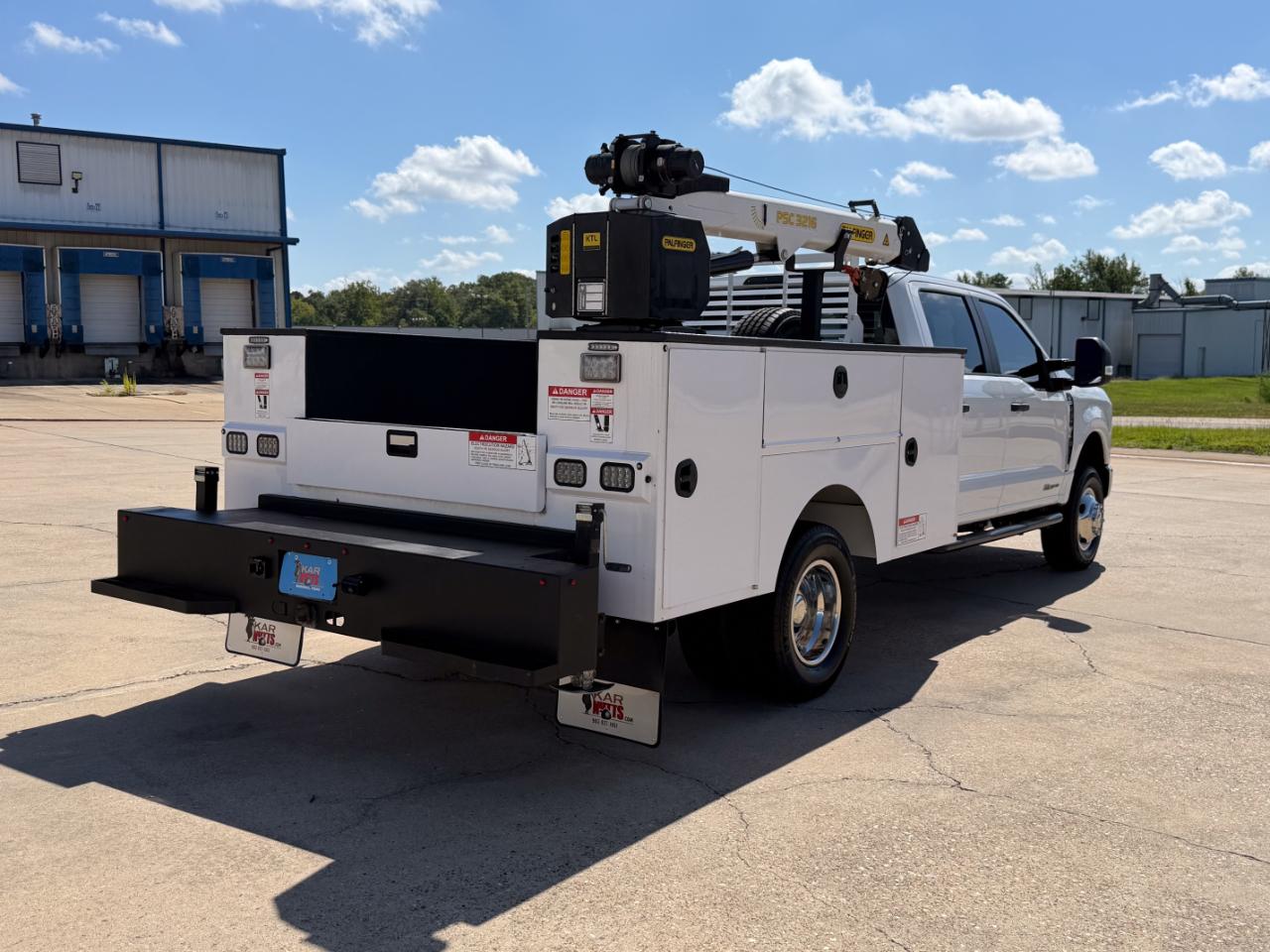 Ford F-350 SD XLT Crew Cab Long Bed DRW 4WD 2024