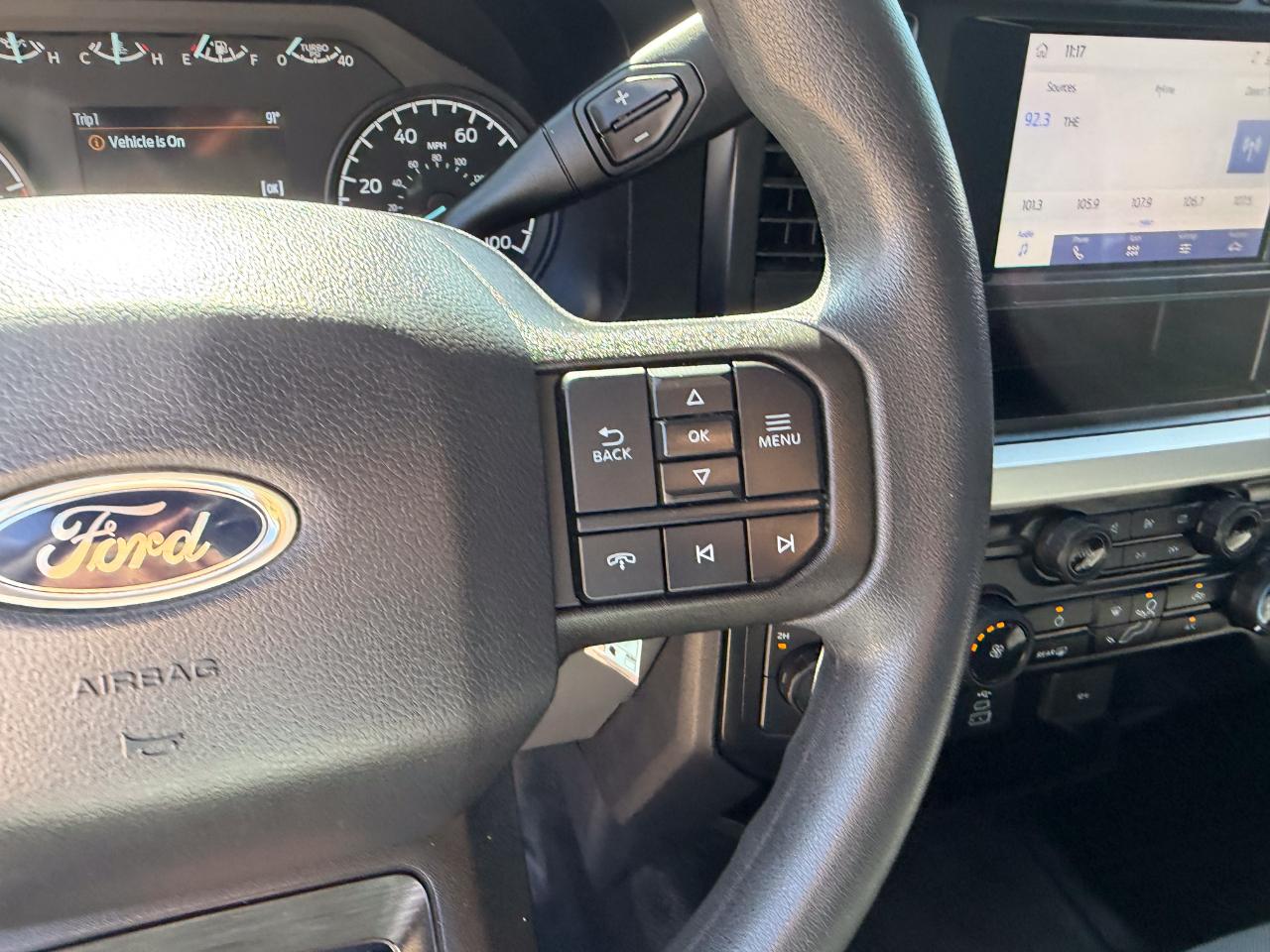 Ford F-350 SD XLT Crew Cab Long Bed DRW 4WD 2024