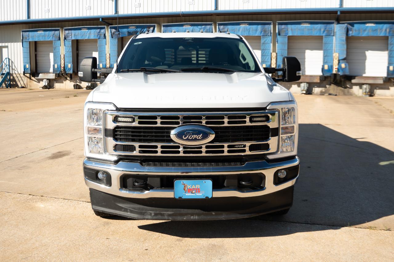 Ford F-350 SD XLT Crew Cab LWB DRW 4WD 2024