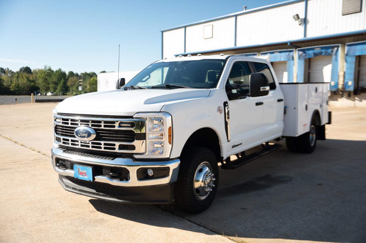 Ford F-350 SD XLT Crew Cab LWB DRW 4WD 2024