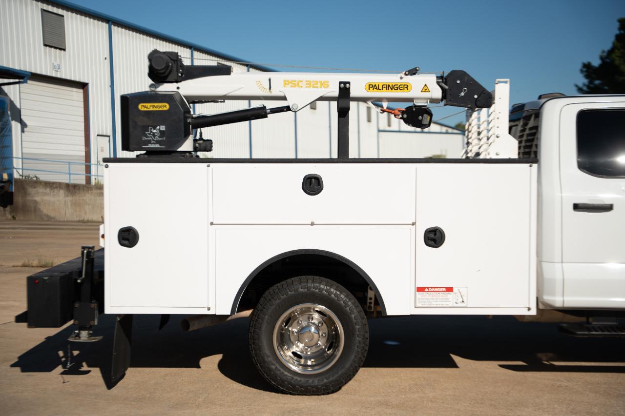 Ford F-350 SD XLT Crew Cab LWB DRW 4WD 2024