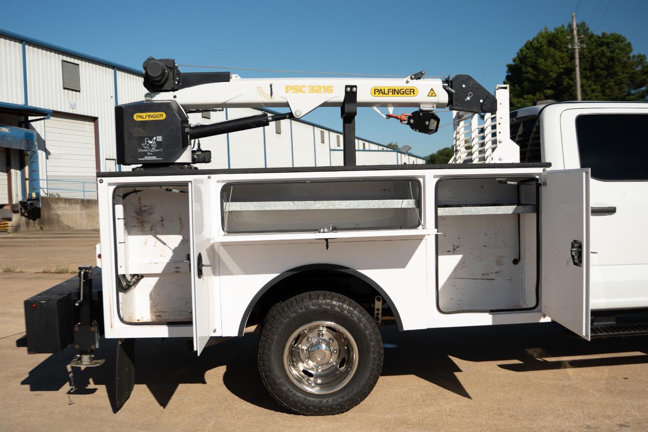 Ford F-350 SD XLT Crew Cab LWB DRW 4WD 2024