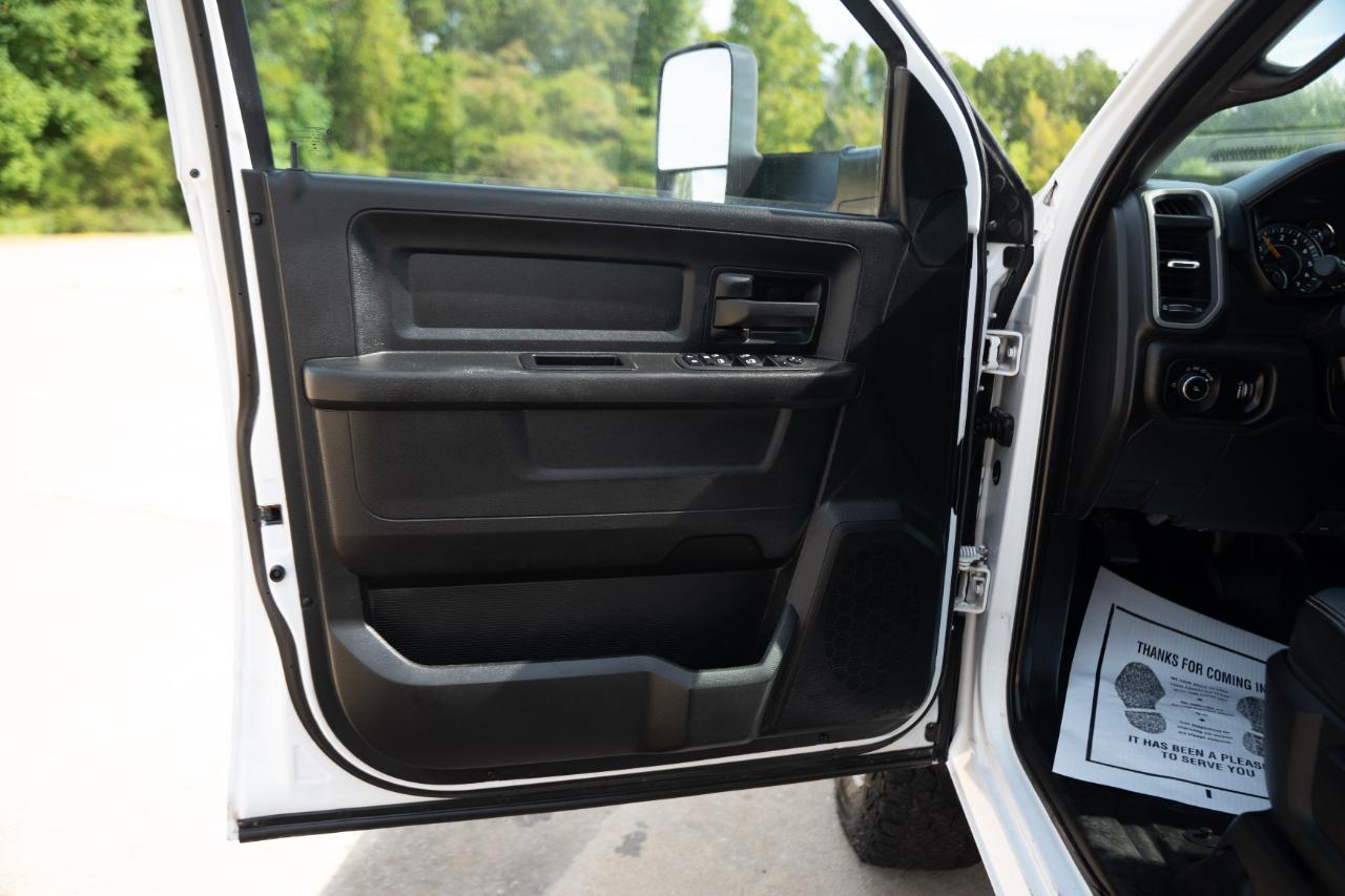 RAM 2500 Tradesman Crew Cab LWB 4WD 2022