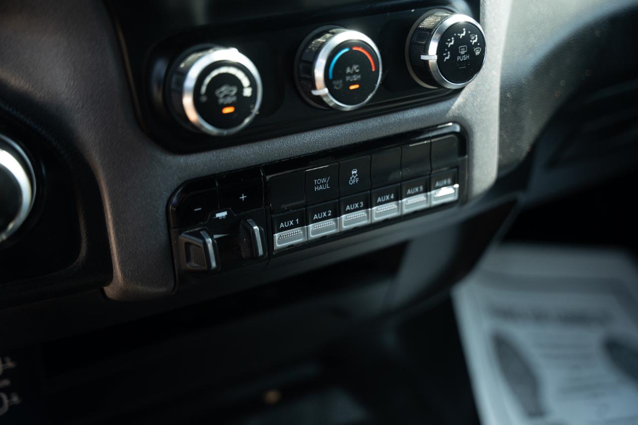 RAM 2500 Tradesman Crew Cab LWB 4WD 2022