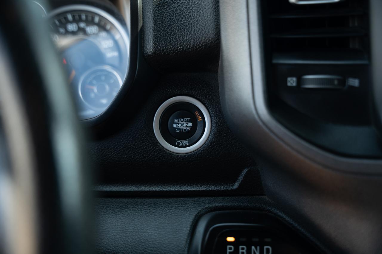 RAM 2500 Tradesman Crew Cab LWB 4WD 2022