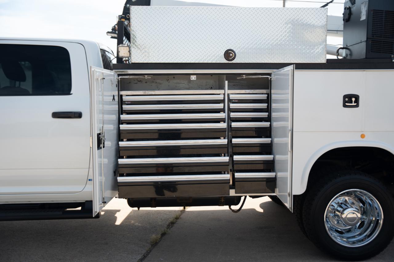 RAM 5500 Crew Cab LWB 4WD DRW 2023