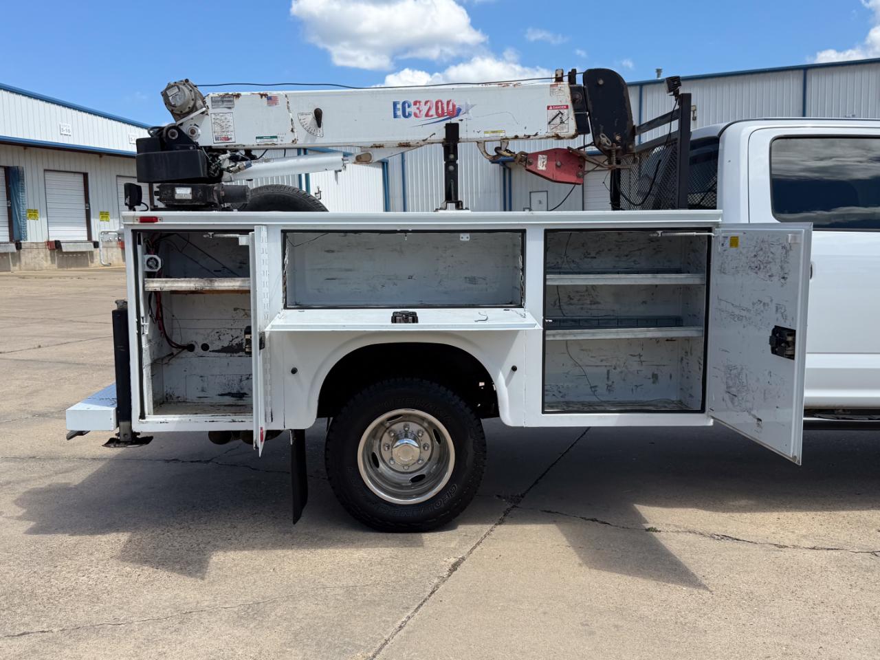 Ford F-350 SD XL Crew Cab 4WD 2019