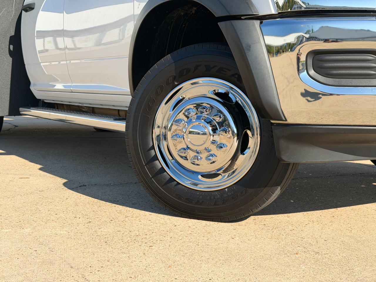 RAM 5500 Crew Cab LWB 4WD DRW 2024