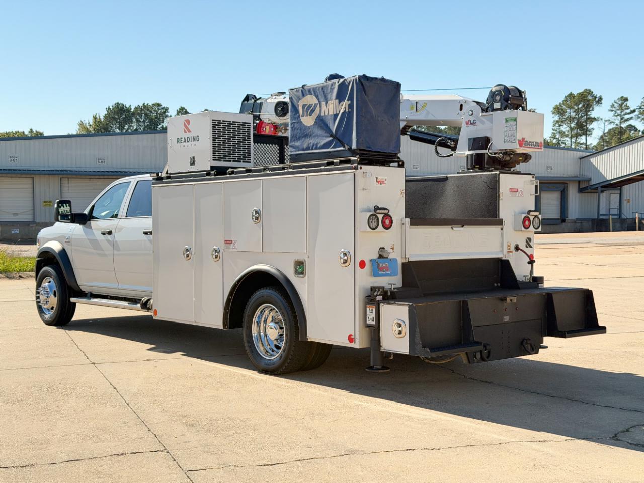 RAM 5500 Crew Cab LWB 4WD DRW 2024