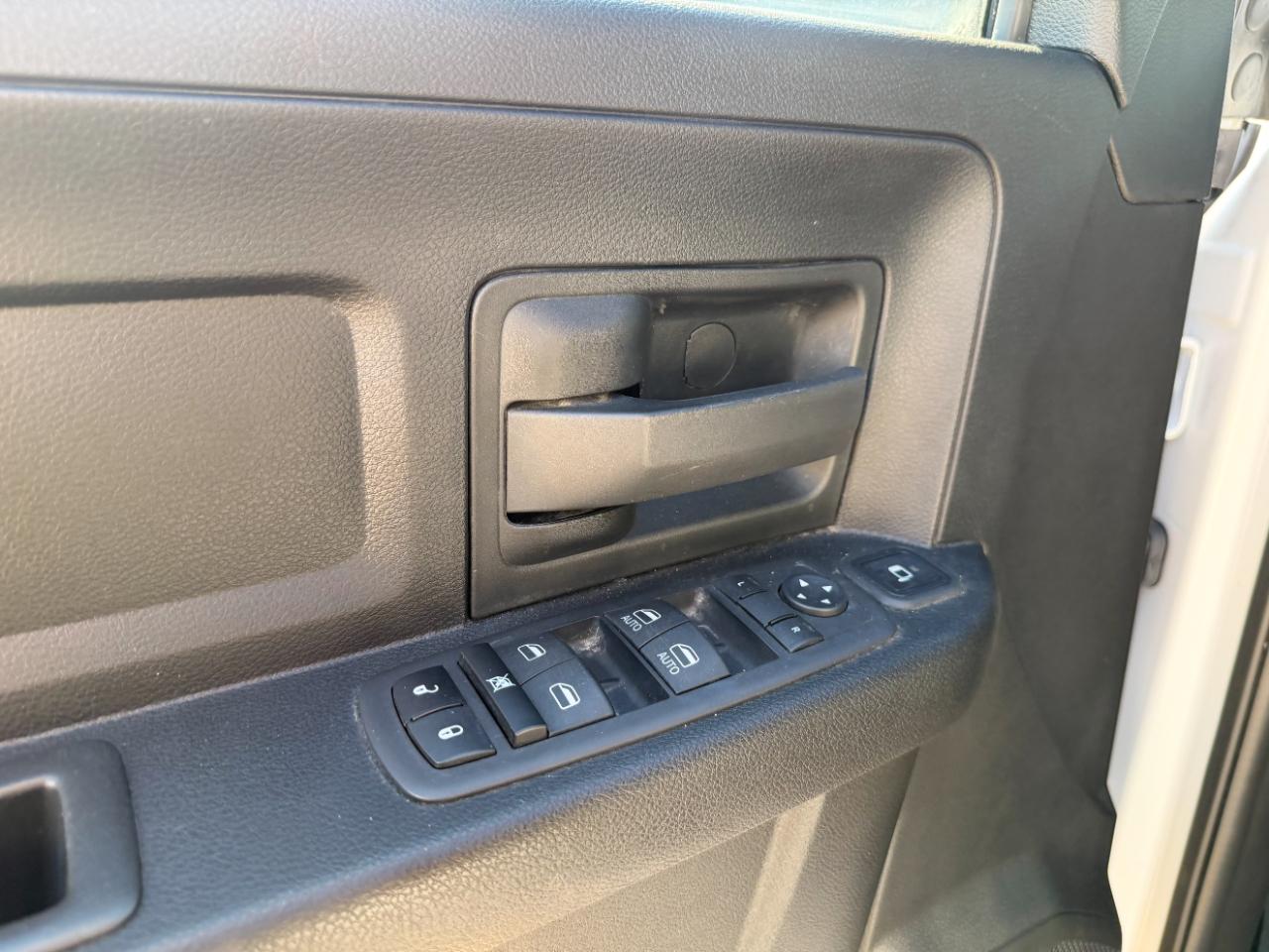 RAM 5500 Crew Cab LWB 4WD DRW 2024