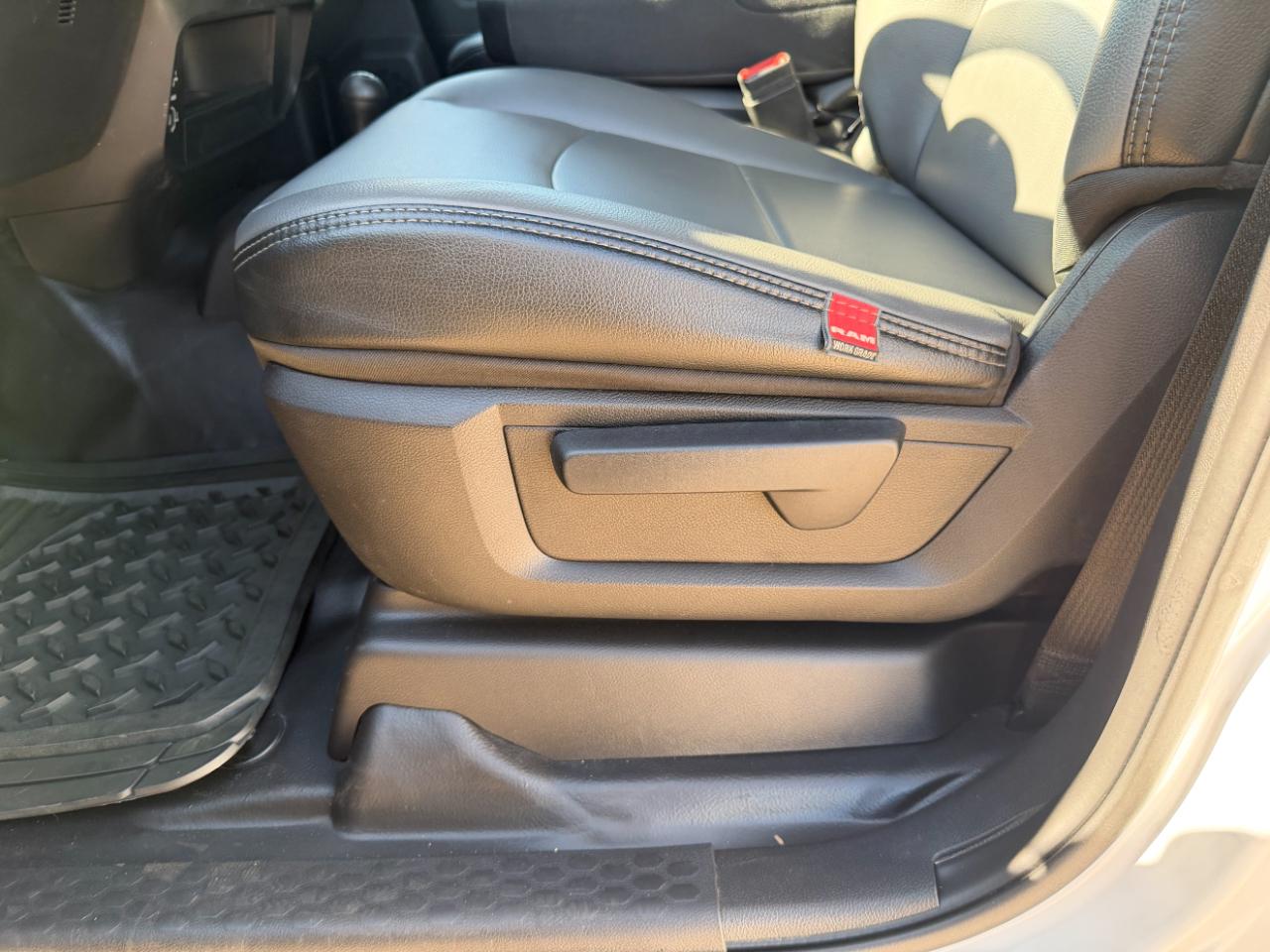 RAM 5500 Crew Cab LWB 4WD DRW 2024