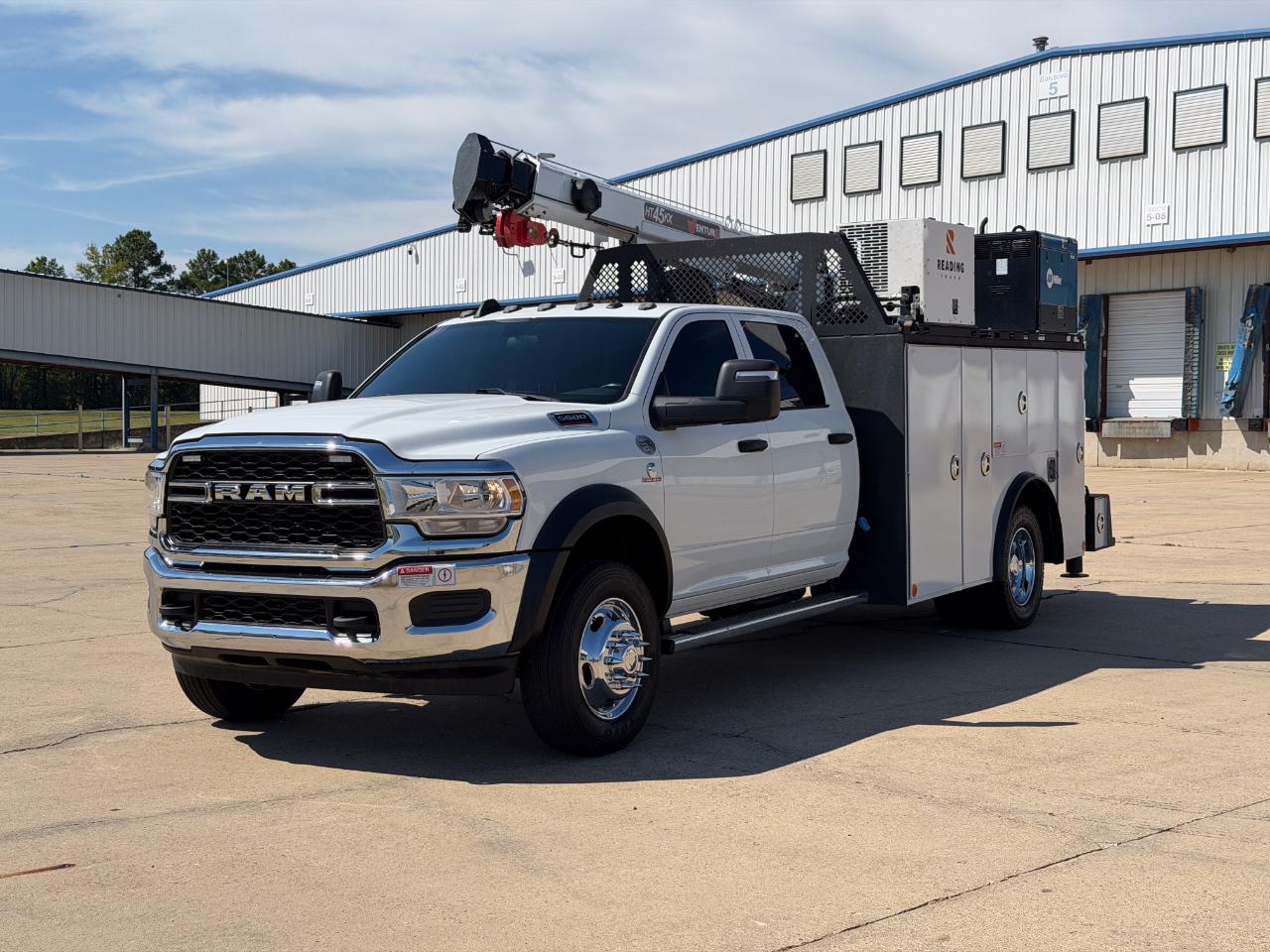 RAM 5500 Crew Cab LWB 4WD DRW 2024