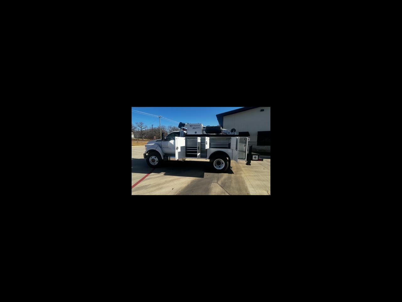 Ford F-750 Regular Cab 2WD DRW 2025