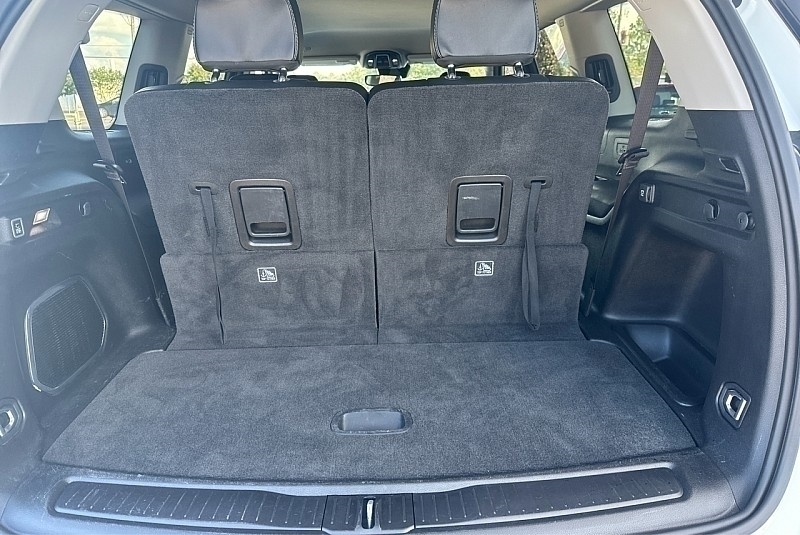 Jeep Grand Cherokee L Limited 4x2 2021 Jeep Grand Cherokee L Limited 4x2 2021