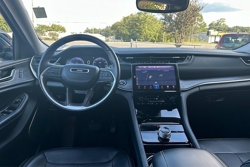 Jeep Grand Cherokee L Limited 4x2 2021 Jeep Grand Cherokee L Limited 4x2 2021