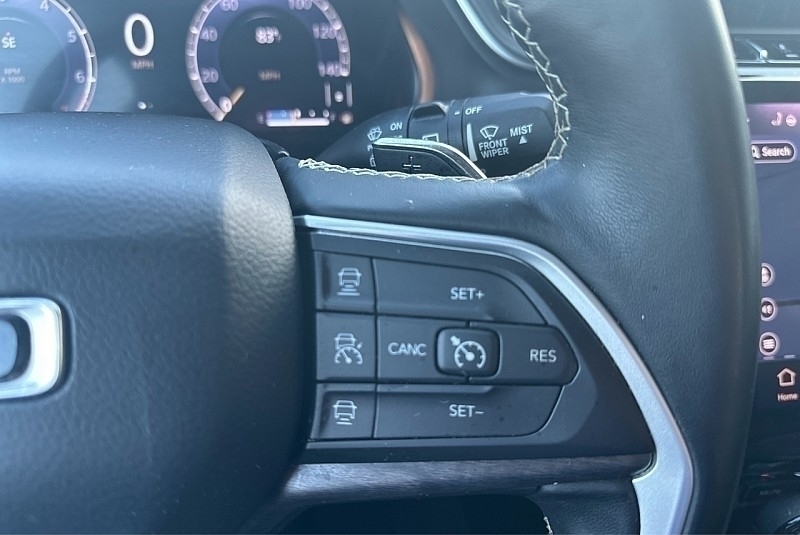 Jeep Grand Cherokee L Limited 4x2 2021 Jeep Grand Cherokee L Limited 4x2 2021