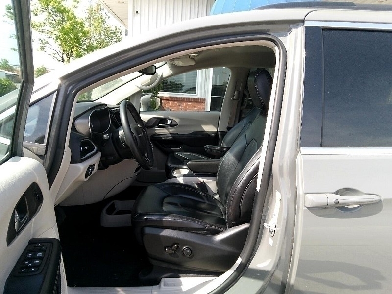 Chrysler Pacifica Touring L FWD 2022 Chrysler Pacifica Touring L FWD 2022