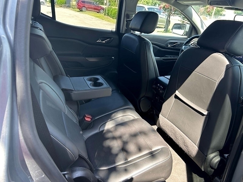 GMC Acadia AWD 4dr SLT 2023 GMC Acadia AWD 4dr SLT 2023